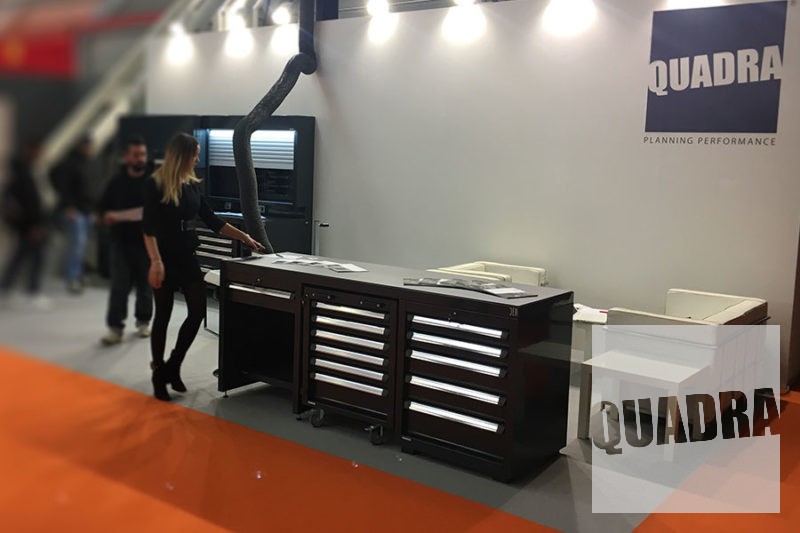 Stand di Quadra al Motor Show di Bologna in cui presentano l'offerta di prodotti