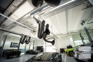 lamborghini-bentley-lugano-16